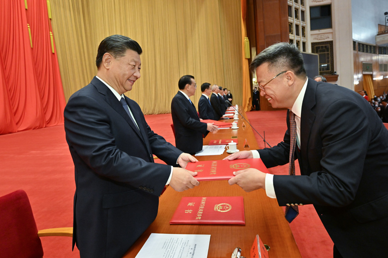 习近平出席国家科学手艺奖励大会并为最高奖获得者等颁奖 -  尊龙凯时
