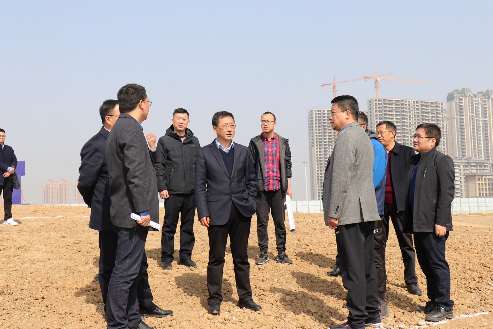城固县委书记胡新利一行赴城固县滨江新城项目考察调研 -  尊龙凯时