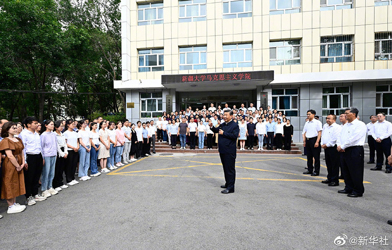 习近平在新疆乌鲁木齐市考察调研 -  尊龙凯时