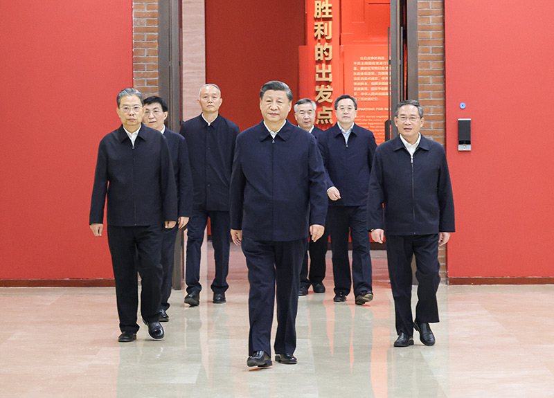 习近平瞻仰延安革命纪念地：弘扬伟大建党精神和延安精神 为实现党的二十大提出的目的使命而团结斗争 -  尊龙凯时